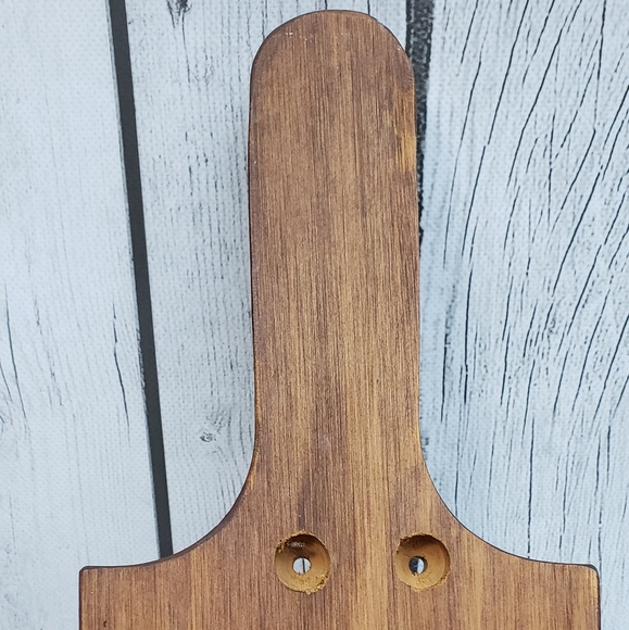 Wooden Cheese Cutting Board - Picture 4 of 6